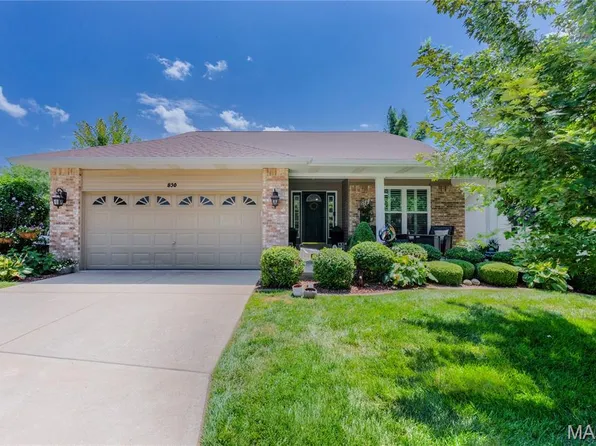 830 Harmony Ter, Lake Saint Louis, MO 63367