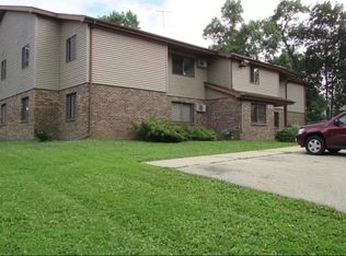 212 Grove St APT 5, Ridgeway, WI 53582