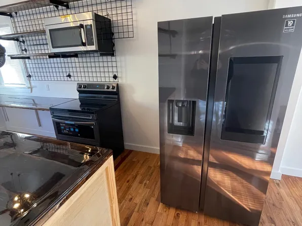 117 S Welch St, Denton, TX 76201