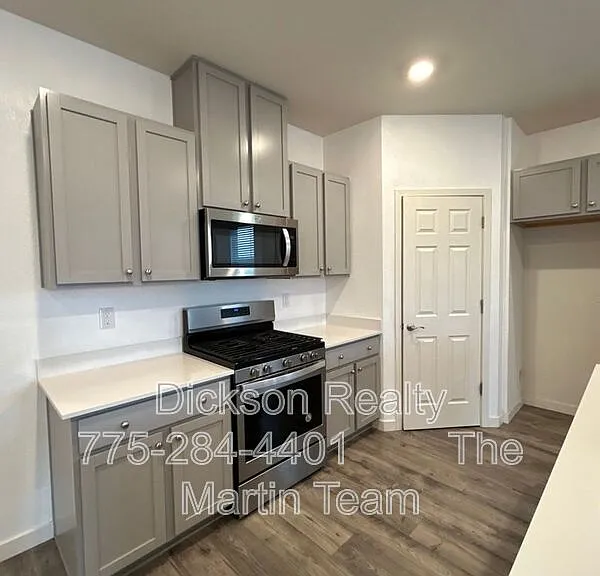 1451 Granary Park Ave — Photo 4