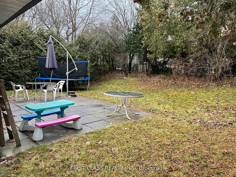 51 Ealing Dr — Photo 20