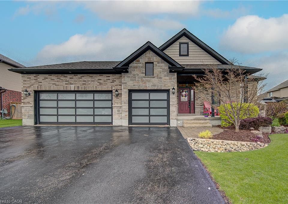 1st image of 41 Bauer St