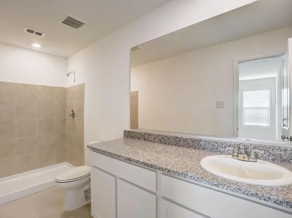 2832 Ozark Cir, Little Elm, TX