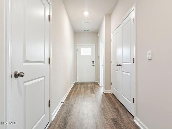 4th image of 3583 Whaley Way NW
