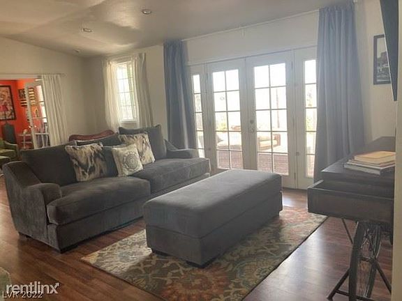 3rd image of 1224 Paiute Dr