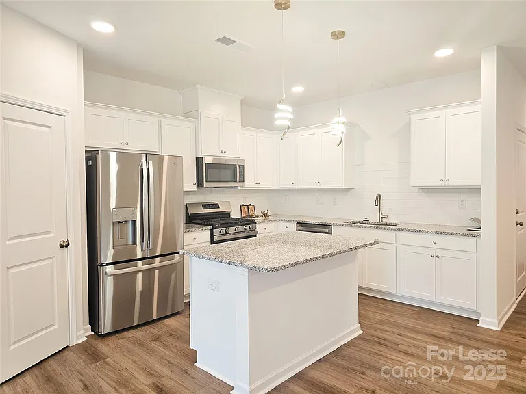 2744 Yeager Dr NW — Photo 12
