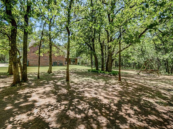 5th image of 9208 Driftwood Ct