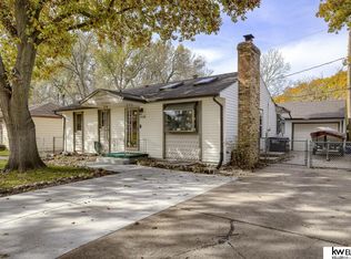 7538 Sherman Dr, Omaha, NE 68134