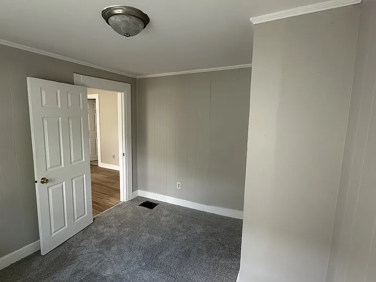 1820 Pearl St — Photo 8