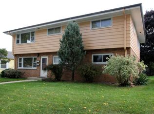 2505 E Van Norman Ave, Saint Francis, WI 53235