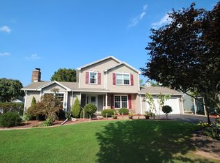 572 Gilmore Rd, Brockport, NY 14420