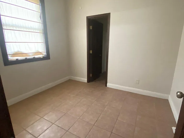 407 Jordan Dr — Photo 34