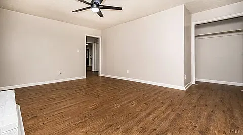 2712 Memorial Ave — Photo 16