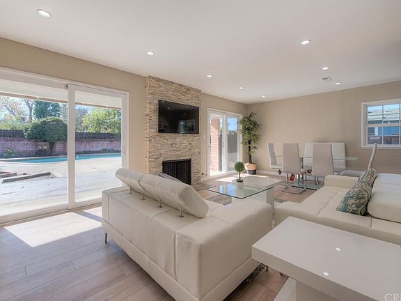 5th image of 20322 Cantara St