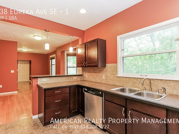 2nd image of 338 Eureka Ave SE #1