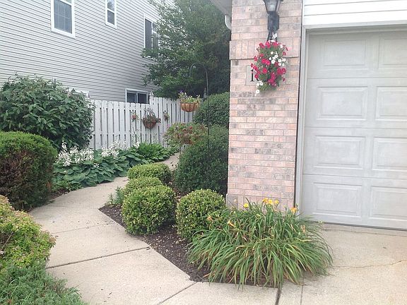 2nd image of 1603 Gardenia Dr