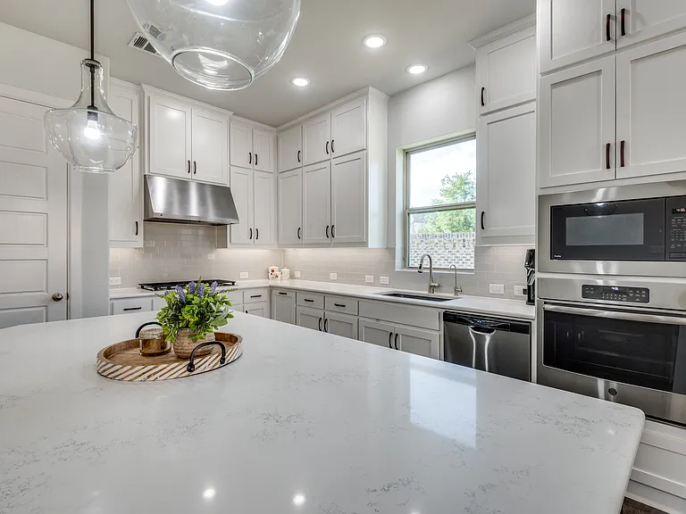 3128 Lexington Dr — Photo 34