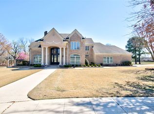 3707 Country Club Dr, Muskogee, OK 74403