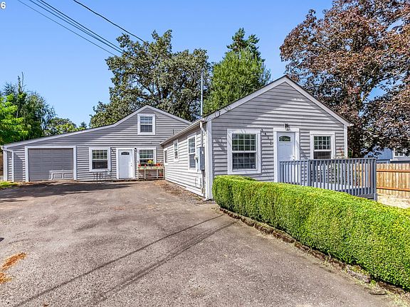 2nd image of 5411 SE Thiessen Rd