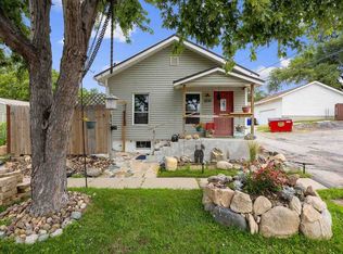 1210 Lincoln Ave NE, Cedar Rapids, IA 52402