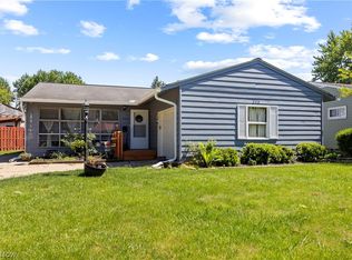 300 Hickory Dr, Berea, OH 44017