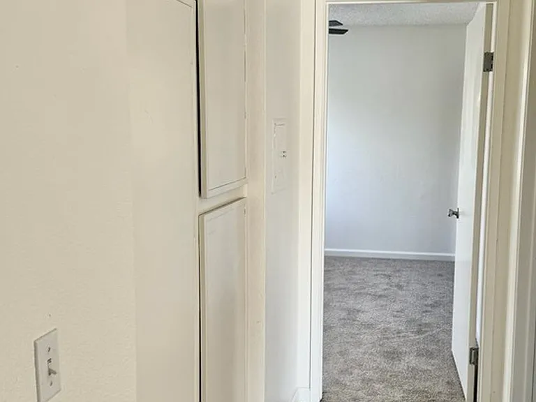 3515-3563 Roosevelt St - Su Casa Apartments — Photo 22