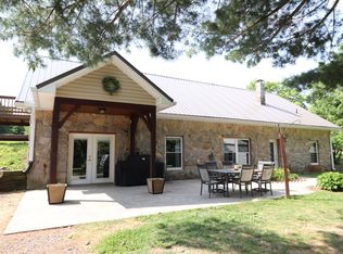 795 Cross Lanes Rd, Westmoreland, TN 37186