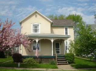 127 Railroad St, Evans City, PA 16033