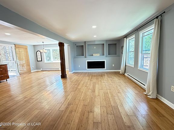 5th image of 2832 Long Pond Rd