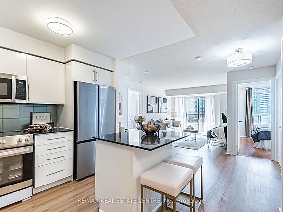 3rd image of 310 Burnhamthorpe Rd W #1701