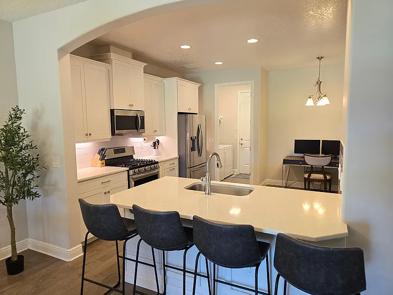 8514 Loren Cove Dr — Photo 7