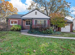208 Cannonbury Dr, Saint Louis, MO