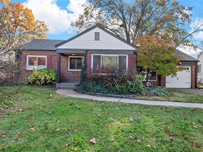 208 Cannonbury Dr, Saint Louis, MO, 63119