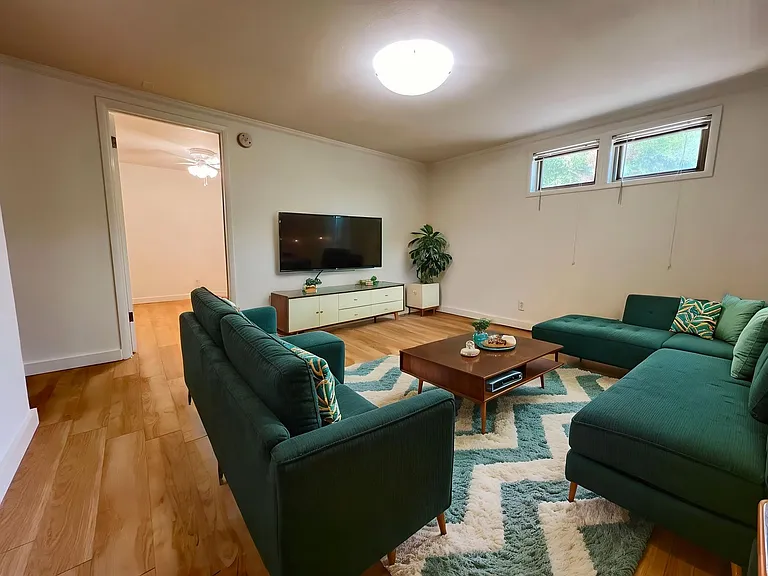 Park Place Apartments — Photo 18