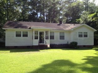 1423 Brant Ave, Holly Hill, SC 29059