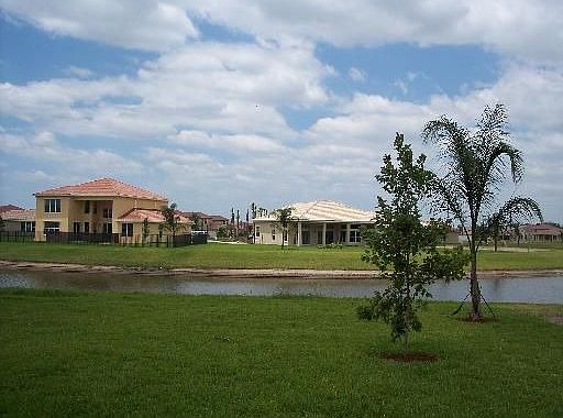 5th image of 2570 Little Eagle Ln SW