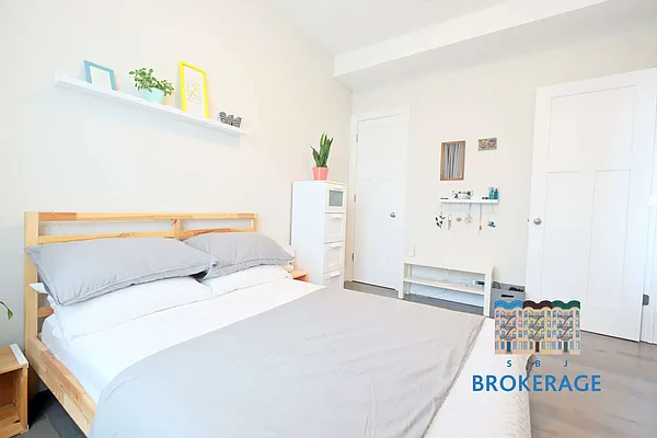 Rented by SBJ Brokerage, LLC | media 15