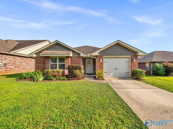 143 Fields Pond Dr, Madison, AL 35756