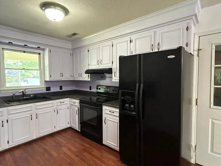 1310 Crowndale Dr — Photo 20