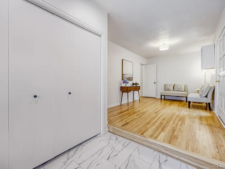 1600 Xanthia St — Photo 17