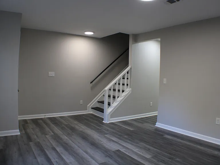 4260 Worth St NW — Photo 6