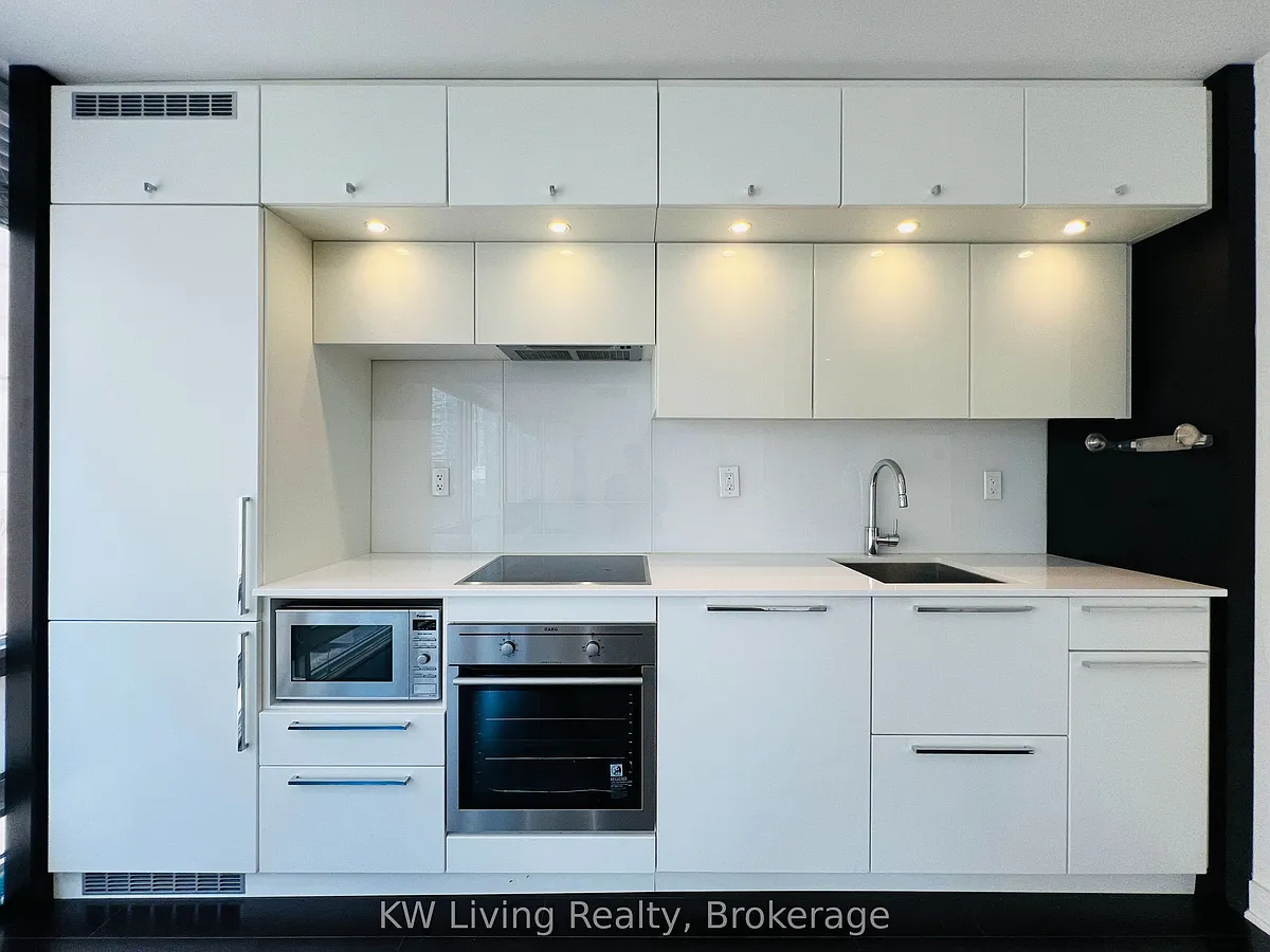 Building Photo - 15 Grenville St #1104