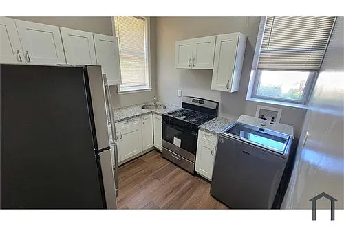 2905 Hillen Rd Photo 1