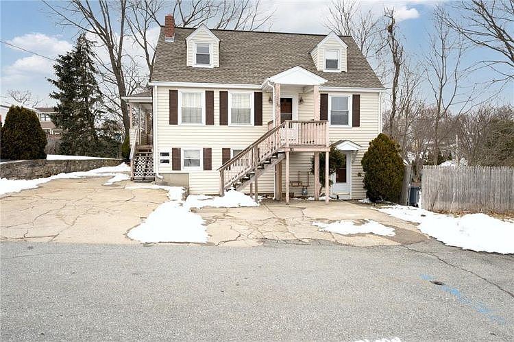1st image of 30 Arro St