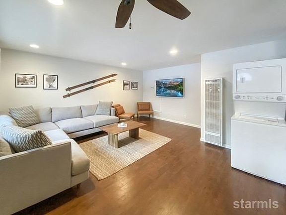 2nd image of 1223 Bonanza Ave APT 17