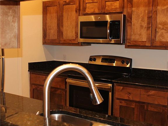 4th image of 12166 Metric Blvd APT 201