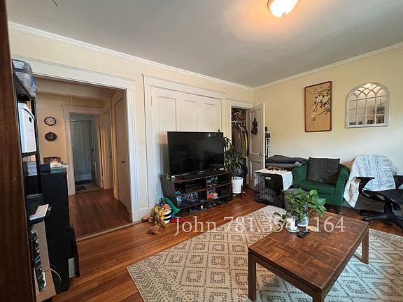 2nd image of 1615 Commonwealth Ave #1A