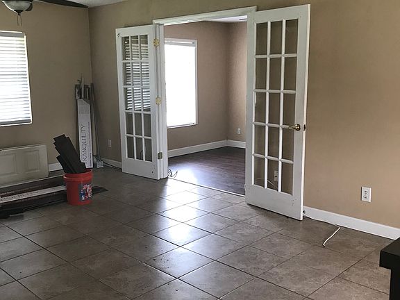 5th image of 6760 SE 107th St