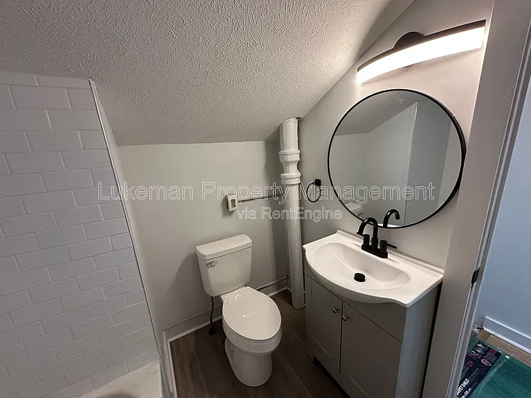 810 Grant St — Photo 6