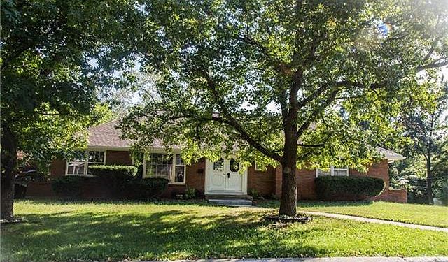 1st image of 3805 Southern Hills Dr
